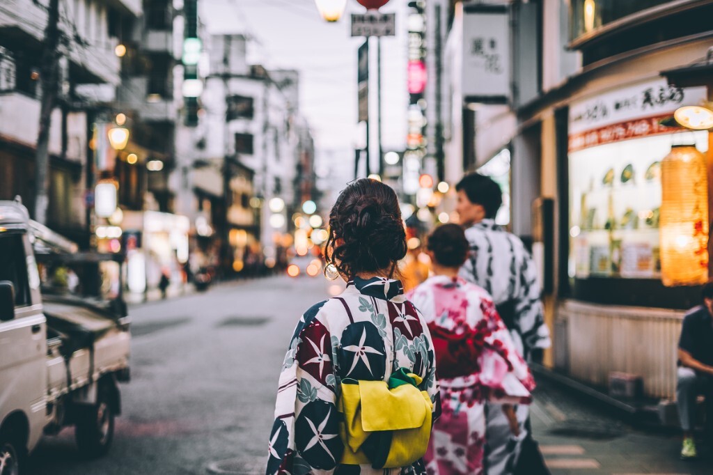 16年8月 京都街头穿着和服的少女