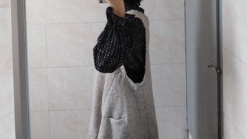 394541