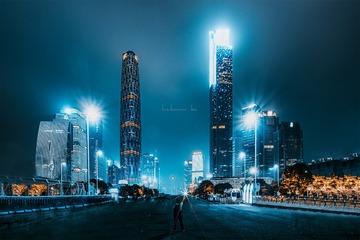 4598043