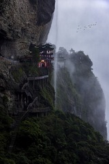 泻雾倾烟 | 灵通寺