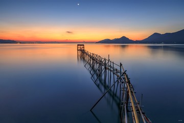 丽锦天光落朝霞