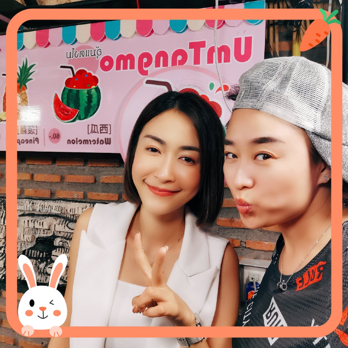 泰国火车夜市抖音网红水果西施and网红泰拳洪宝ns