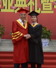 940650