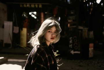 001