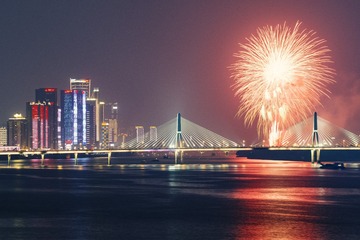 罗远超+城与焰火+长沙福元路大桥