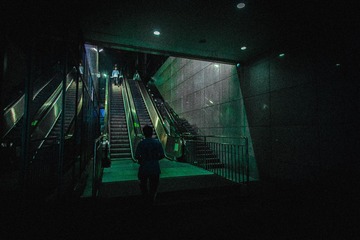 001