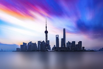 魔幻上海＋高斯模糊