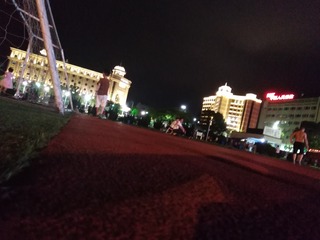 330419
