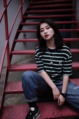 001