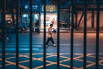 001