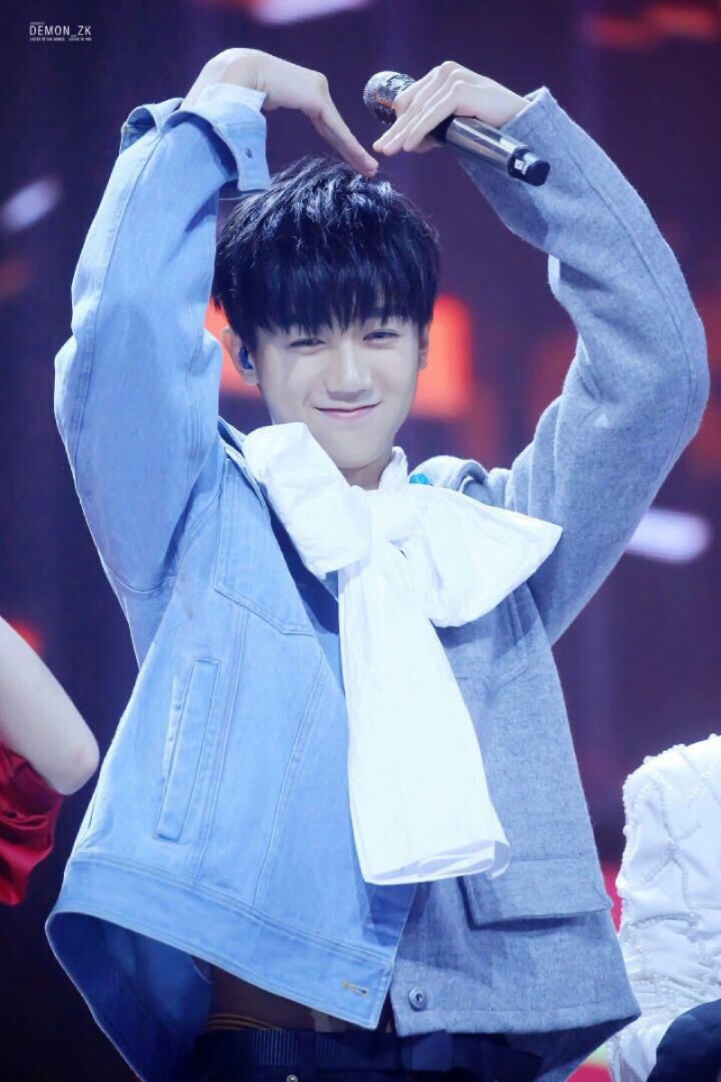 魂牵孟萦与子同行朗朗乾坤唯我独尊子坤不离紫米不弃