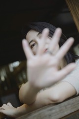 001