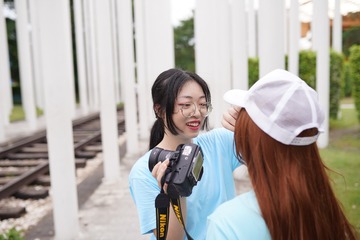 001