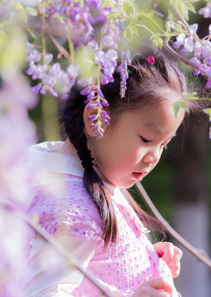 天真烂漫的小花童 - 渃影渃现 - 图虫
