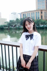1405183
