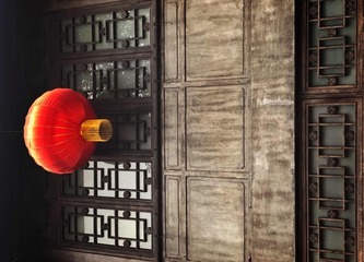 大红灯笼高高挂
