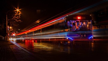 夜行中