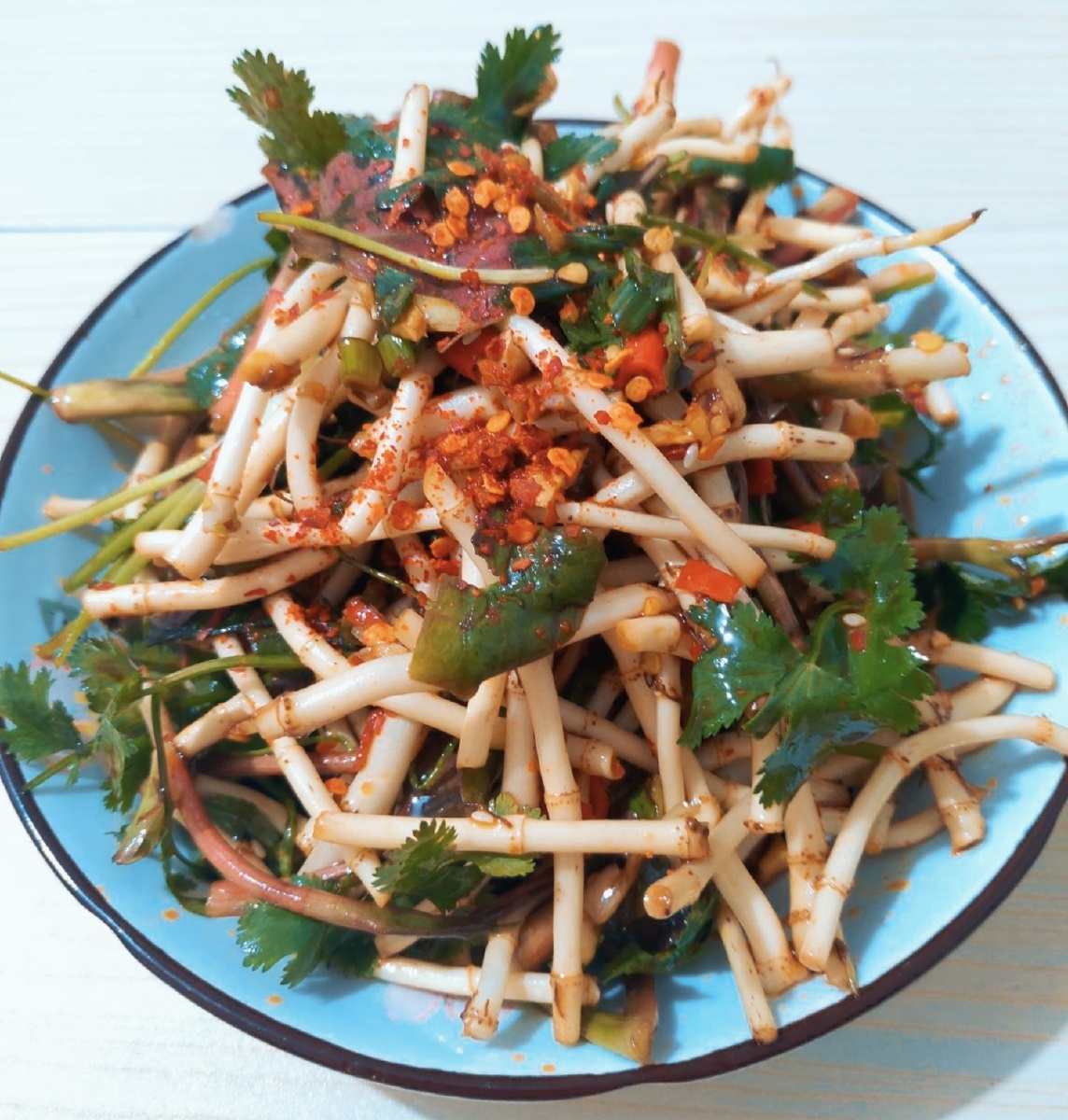 好喜欢凉拌鱼腥草