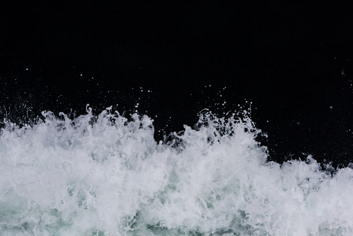 船头推起的浪花 - 马汉 - 图虫