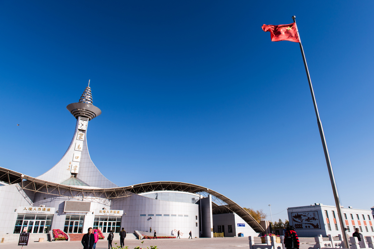 内蒙古阿拉善盟额济纳旗策克口岸