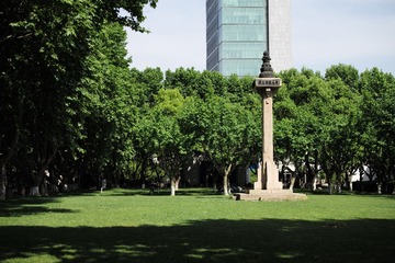 L1008408