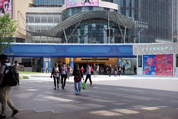 L1008484