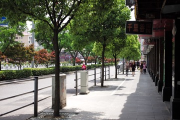 L1008490