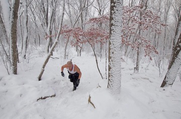 雪岭登山人_1