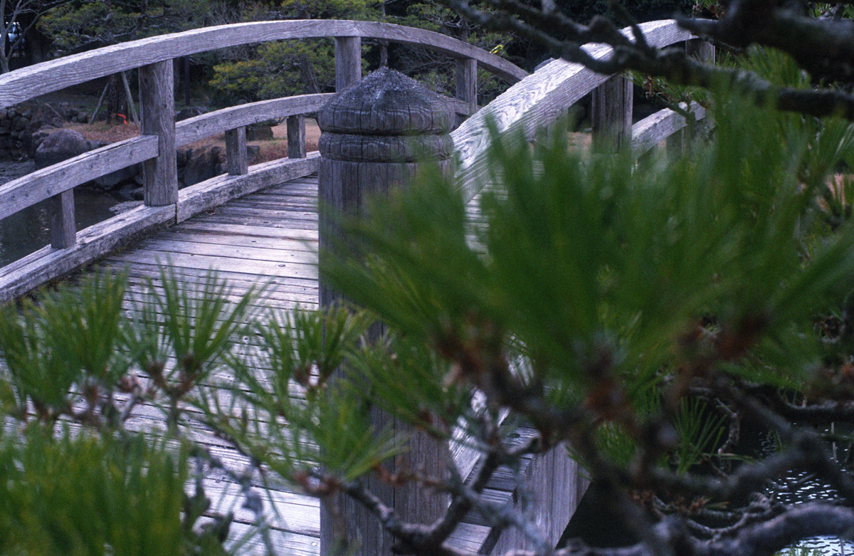 长崎的一日与东松照明的一万点差距