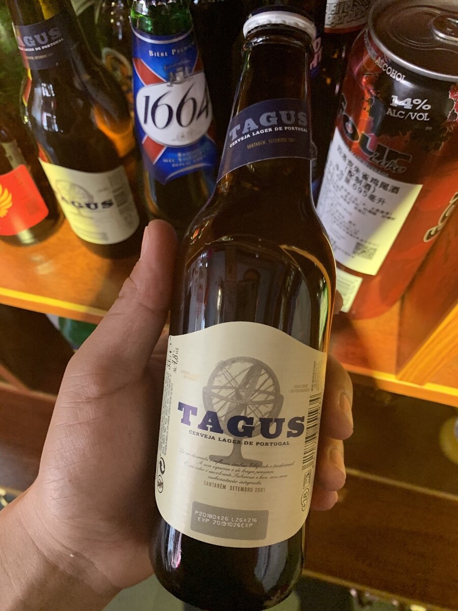 格鲁吉亚酒在国内罐装