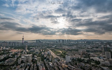 2016年6月4日，雨后初晴。