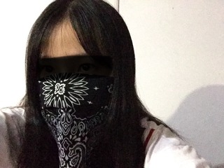735318