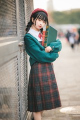 1180902