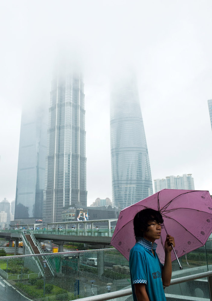 shanghai  阴雨天的环球金融中心和金茂