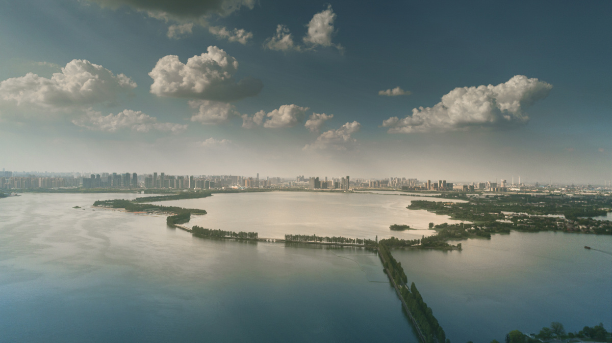 无人机鸟瞰东湖曾院平摄影