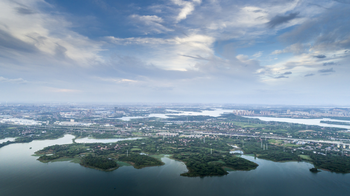 无人机鸟瞰东湖曾院平摄影