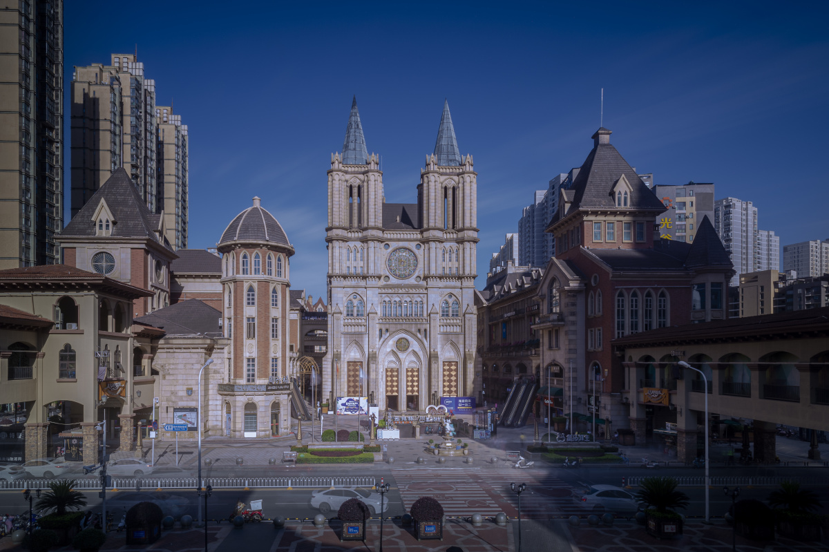 武汉光谷意大利国风情街曾院平摄影