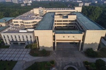 5.华中科技大学图书馆曾院平摄影
