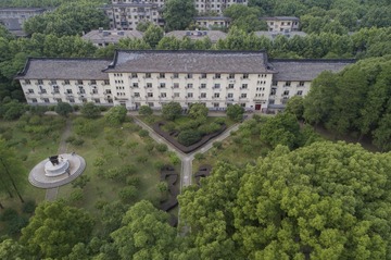 9.学生住宿区曾院平摄影