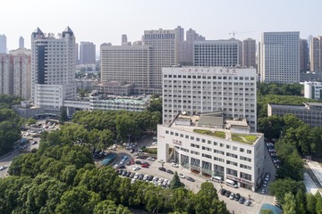 15武汉大学中南医院全景曾院平摄影