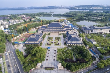 湖北省博物馆全貌一景 曾院平摄影 