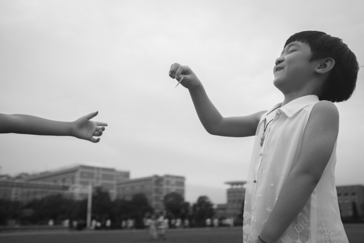 宁波我所在学校操场,2014年9月刚入学三天的孩子。