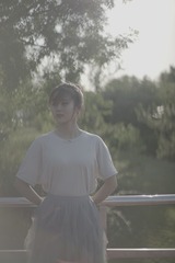 001