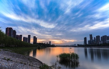 汉江·晚霞