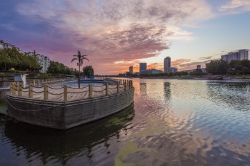 潴河晚韵