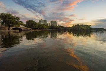 月湖晚霞
