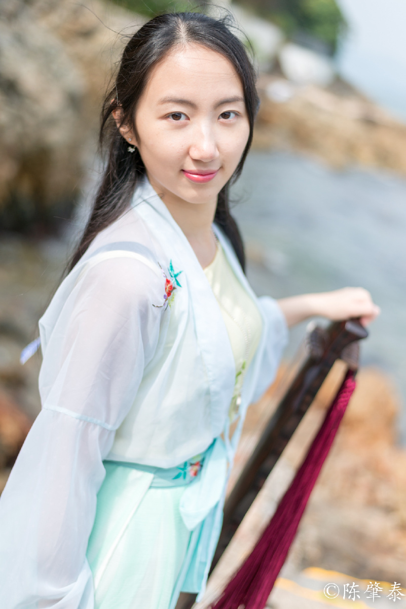 古琴汉服淑女摄于香港西贡银线湾香港科技大学