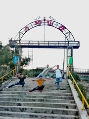 001