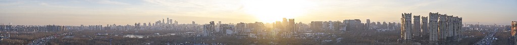 原图尺寸为：53574 x 4765像素，结结实实的2.5亿像素，网络显示的为缩图版本，高度2000像素，注意电脑不要死机。<br />
<br />
使用器材: A7RII，蔡司Batis85/f1.8，竖拍接片