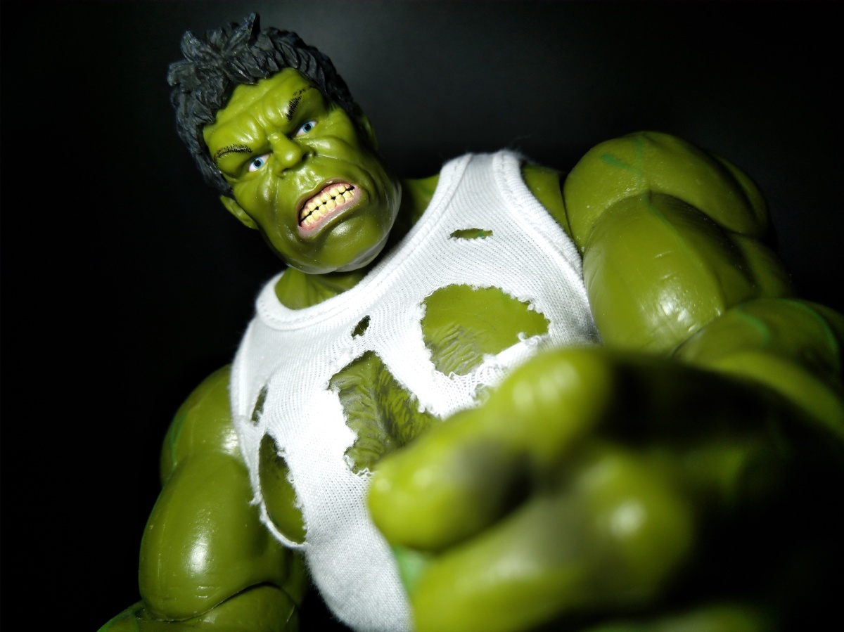 甜蜜的人吃甜蜜的东西绿巨人